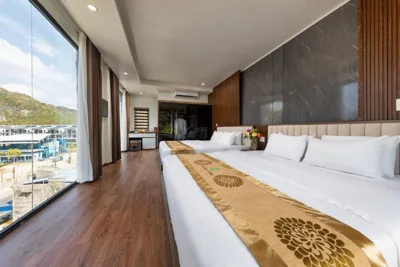 Executive Queen Room with Two Queen Beds — Ecorest Villa Cat Ba Moutain View